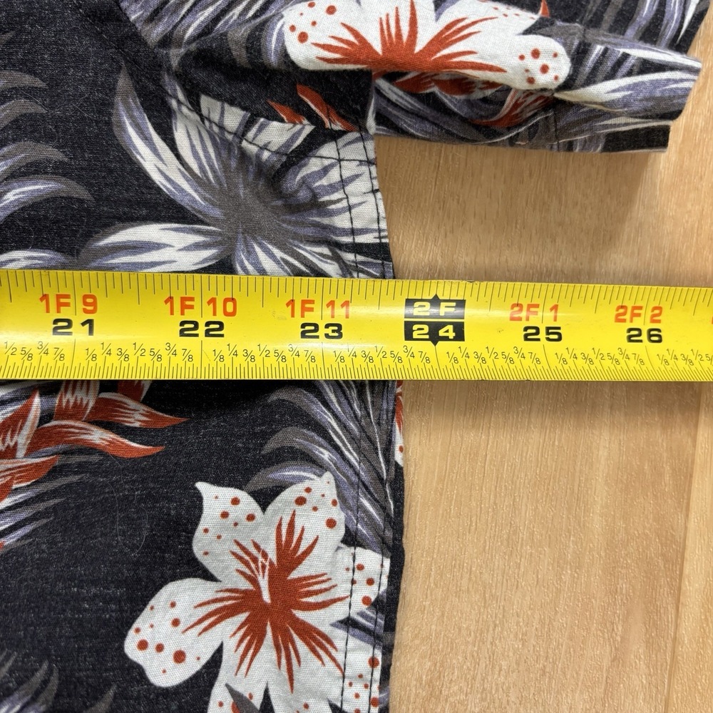 Hurley Shirt Mens Large Gray Floral Short Sleeve Button Up Casual Hawaiian - Picture 9 of 10